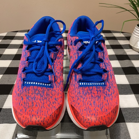 EXC! Under Armour Bandit 3 Running Shoes Size 6Y - Picture 2 of 11